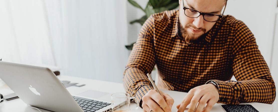 ¿Es mejor aprender inglés con profesores nativos? Impacto real en tu pronunciación y confianza