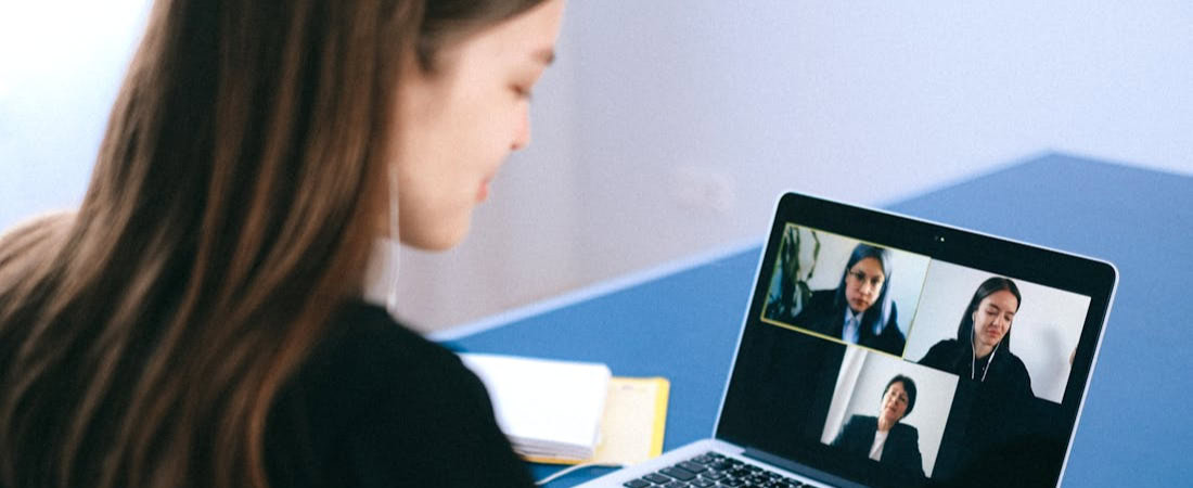 Inglés para el trabajo: cómo superar una entrevista laboral con práctica en tiempo real