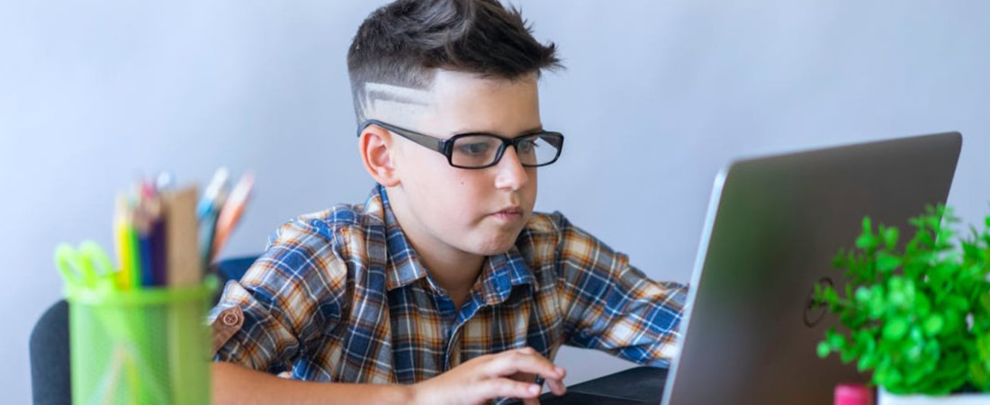 Motivar niños a aprender inglés online: guía completa para padres