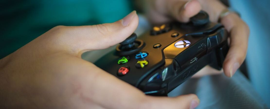 Videojuegos en inglés: vocabulario gamer, RPG y cómo configurar tu consola