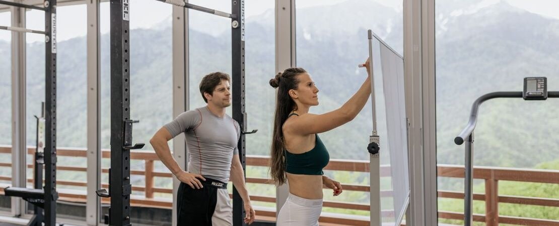 Inglés en el Gimnasio: Máquinas, Entrenamientos y Suplementos